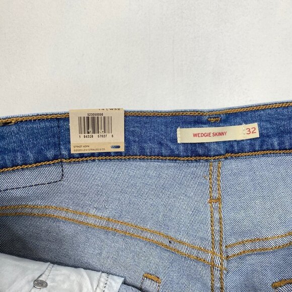 Levi's Wedgie Destructed High Rise Skinny Jeans - Picture 6 of 11